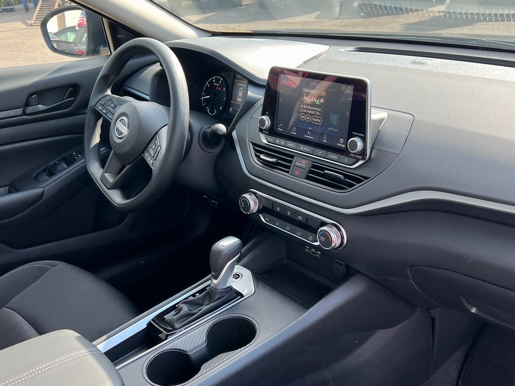 2025 Nissan Altima S Image 15 of 30