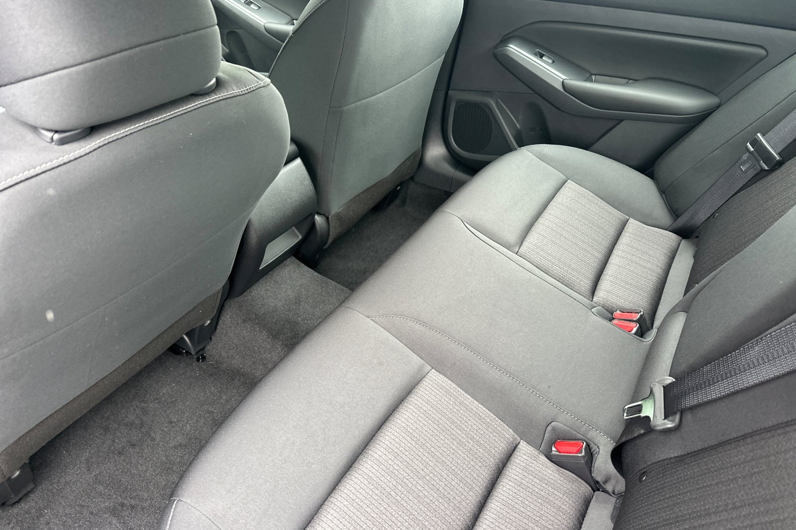 2025 Nissan Altima S Image 14 of 34