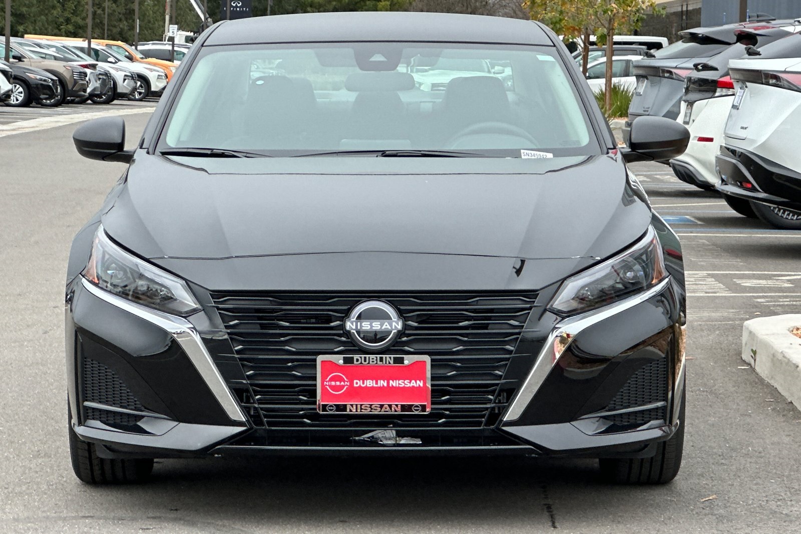 2025 Nissan Altima S Image 2 of 34