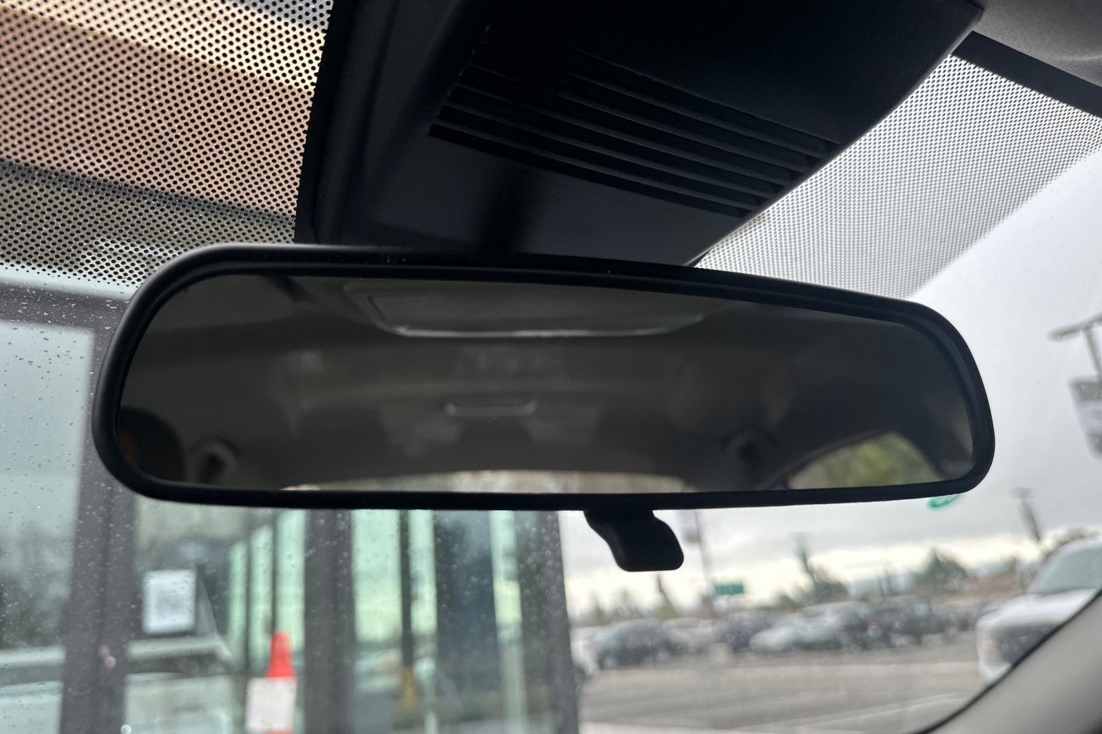 2025 Nissan Altima S Image 32 of 34