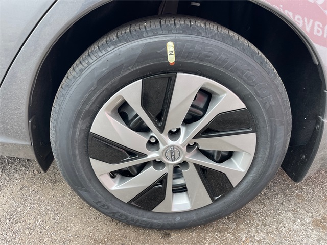 Vehicle image 27 of 27