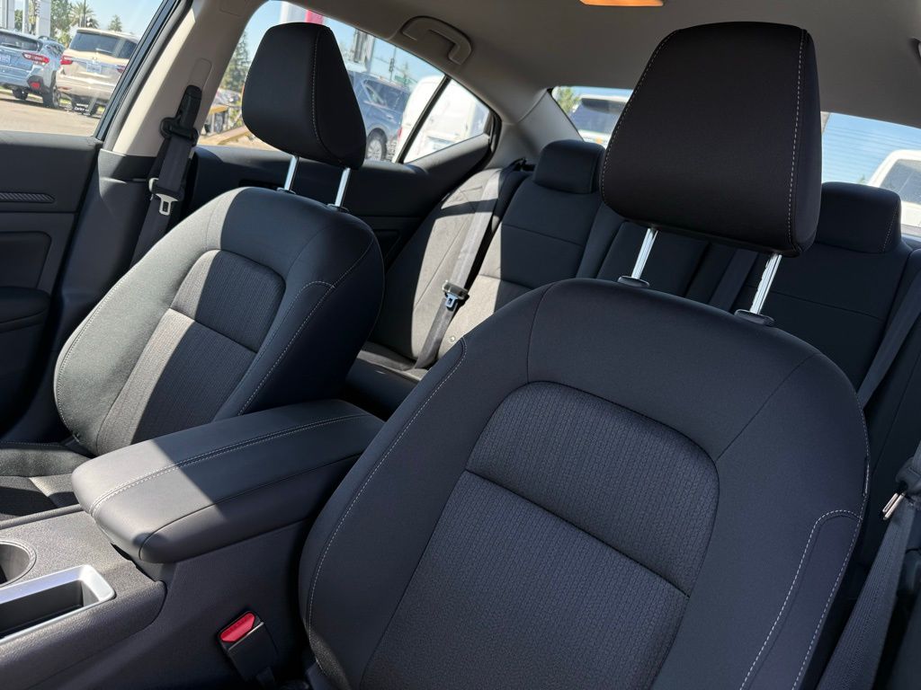 2025 Nissan Altima S Image 11 of 31