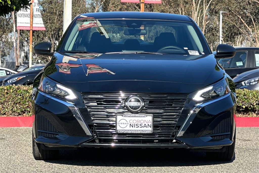 Vehicle image 1 of 25