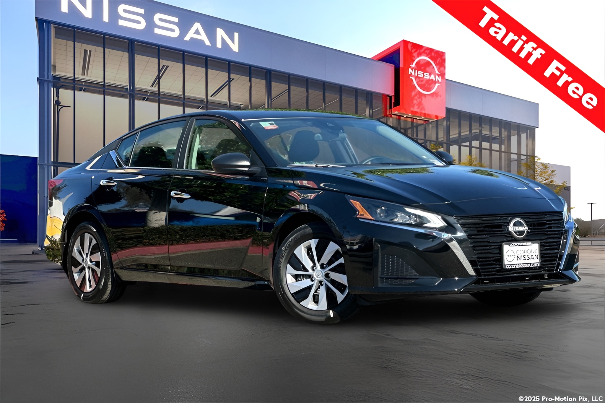 Vehicle image 23 of 25