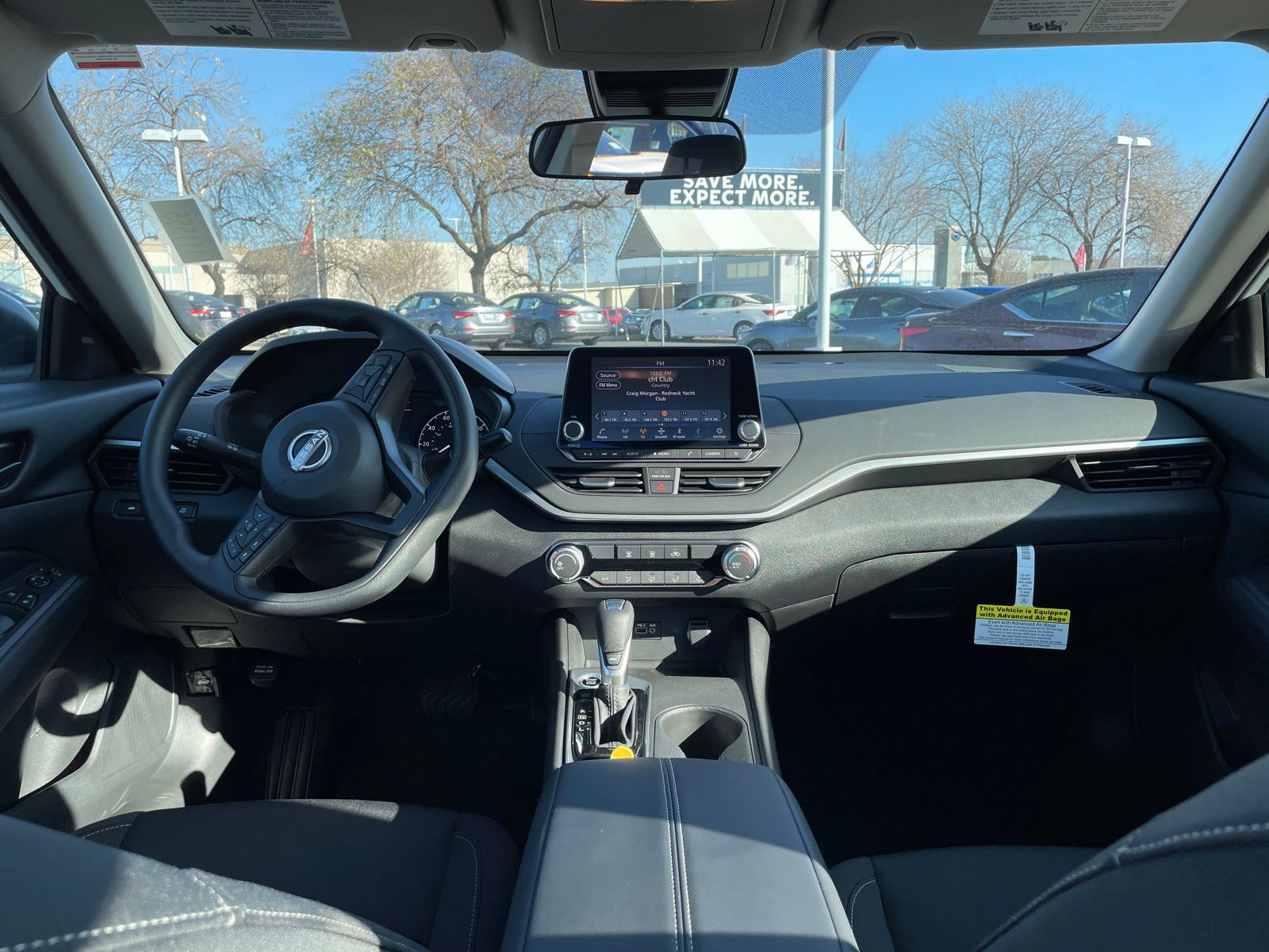 2025 Nissan Altima S Image 18 of 29