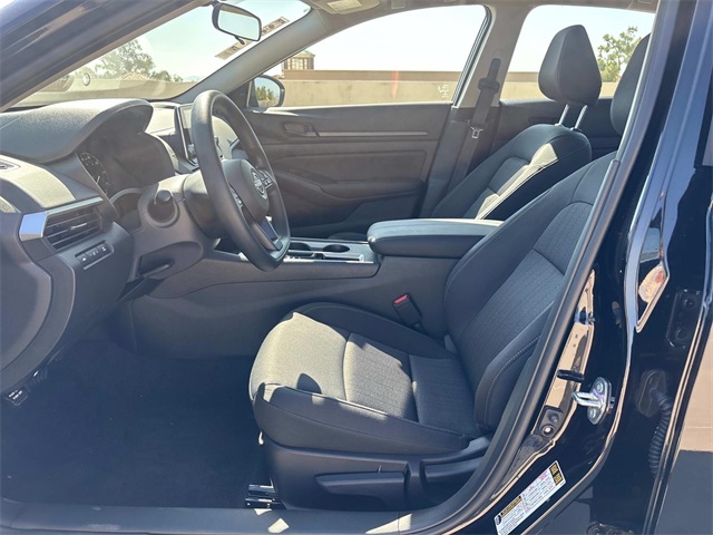 2025 Nissan Altima S Image 20 of 25