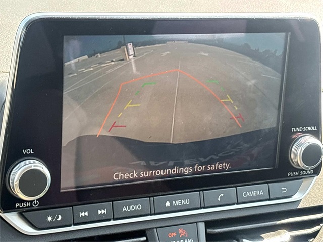 2025 Nissan Altima S Image 12 of 25