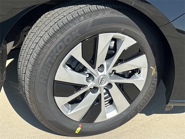 2025 Nissan Altima S Image 25 of 25