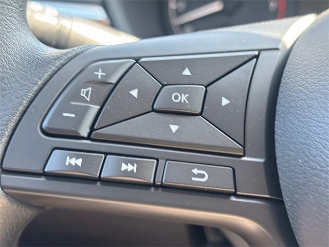 2025 Nissan Altima S Image 8 of 25