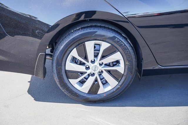 2025 Nissan Altima S Image 9 of 30