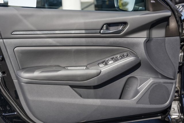 2025 Nissan Altima S Image 22 of 30