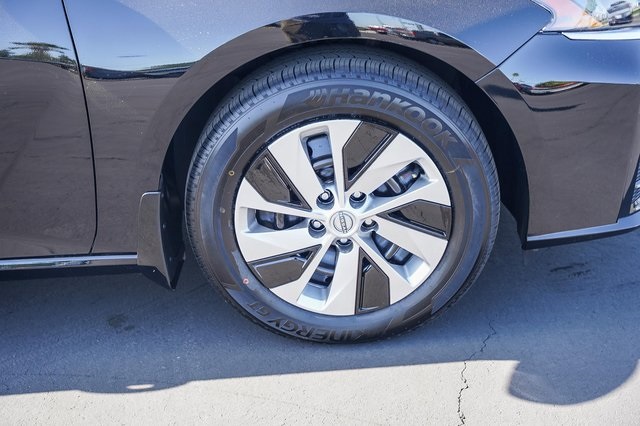 2025 Nissan Altima S Image 8 of 30