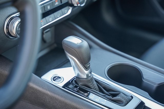 2025 Nissan Altima S Image 20 of 30