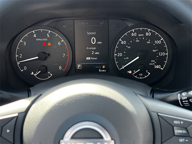 Vehicle image 15 of 27