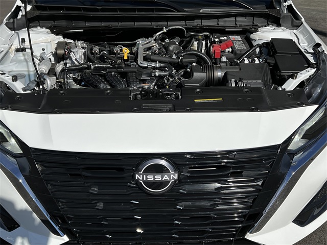 Vehicle image 26 of 28