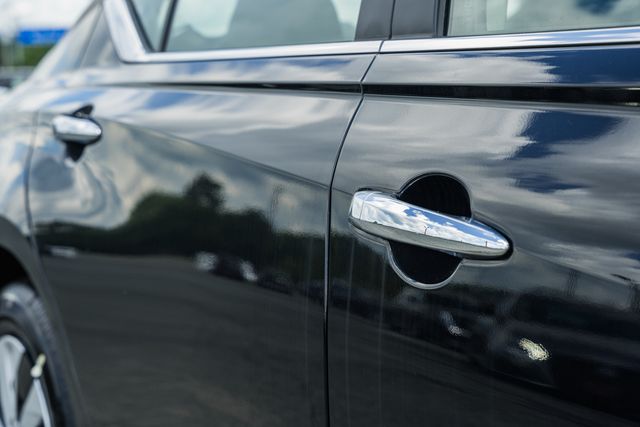 2025 Nissan Altima S Image 18 of 36