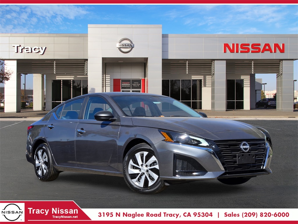 2025 Nissan Altima S Image 1 of 20