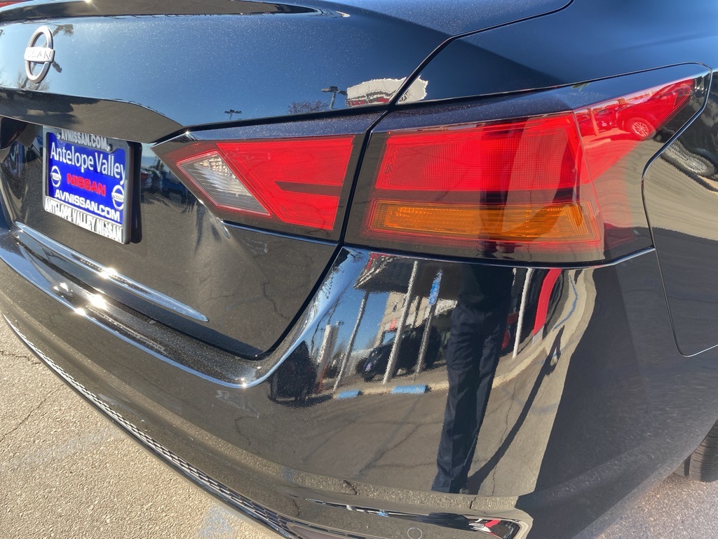 2025 Nissan Altima S Image 12 of 31