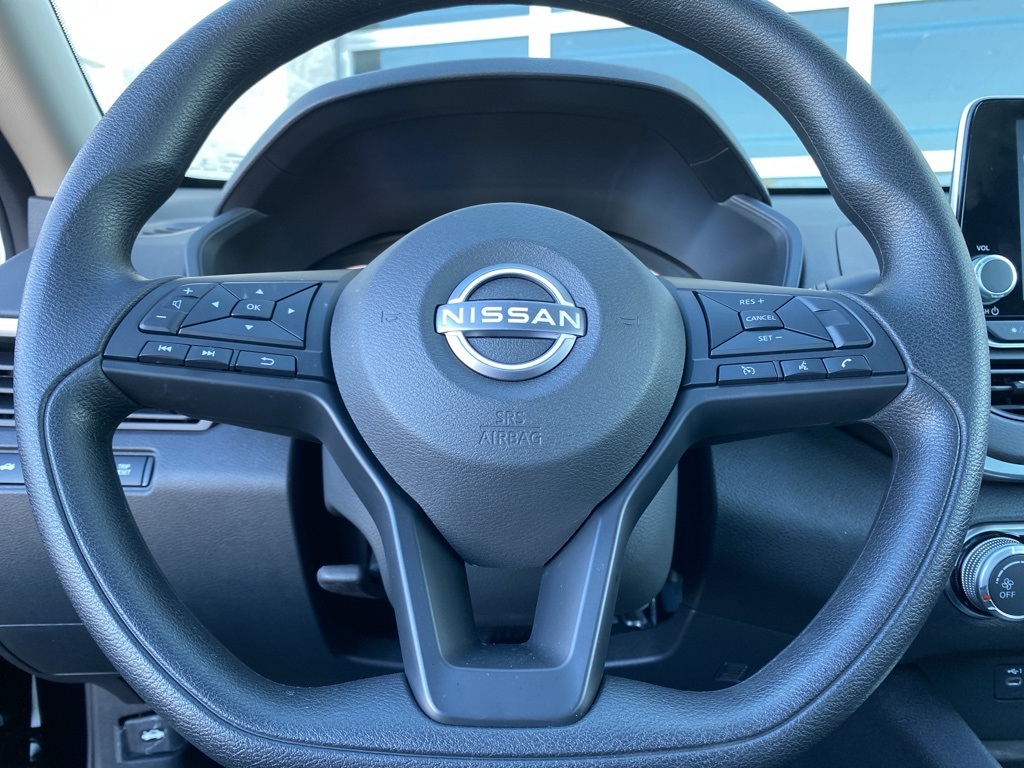 2025 Nissan Altima S Image 16 of 31