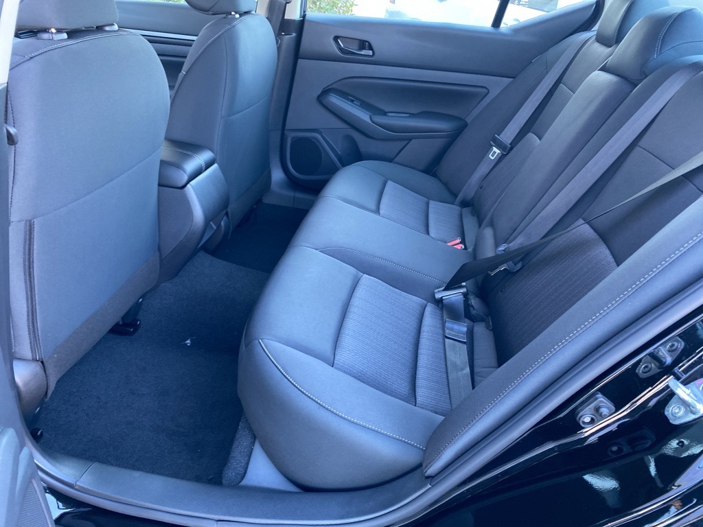 2025 Nissan Altima S Image 21 of 31