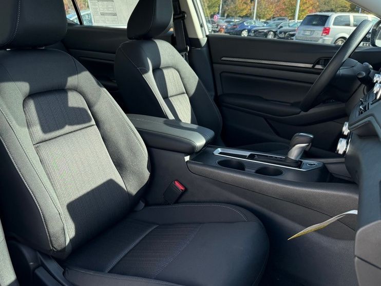 Vehicle image 27 of 27