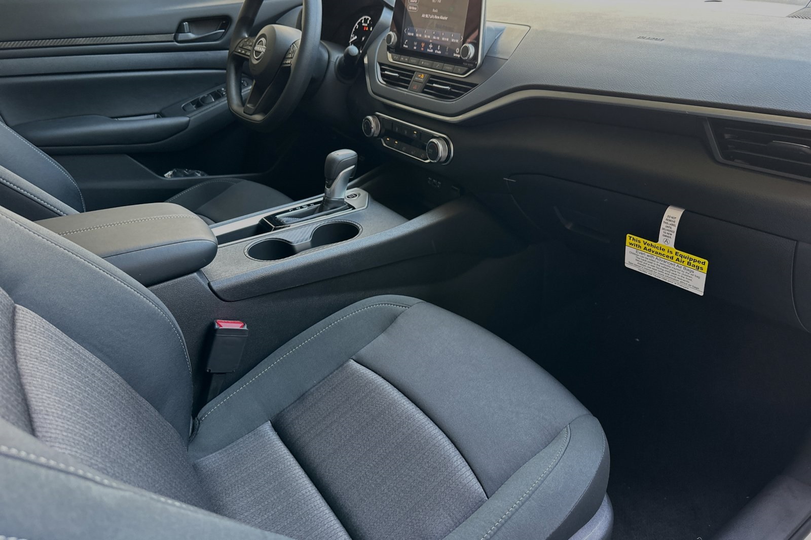 2025 Nissan Altima S Image 18 of 21