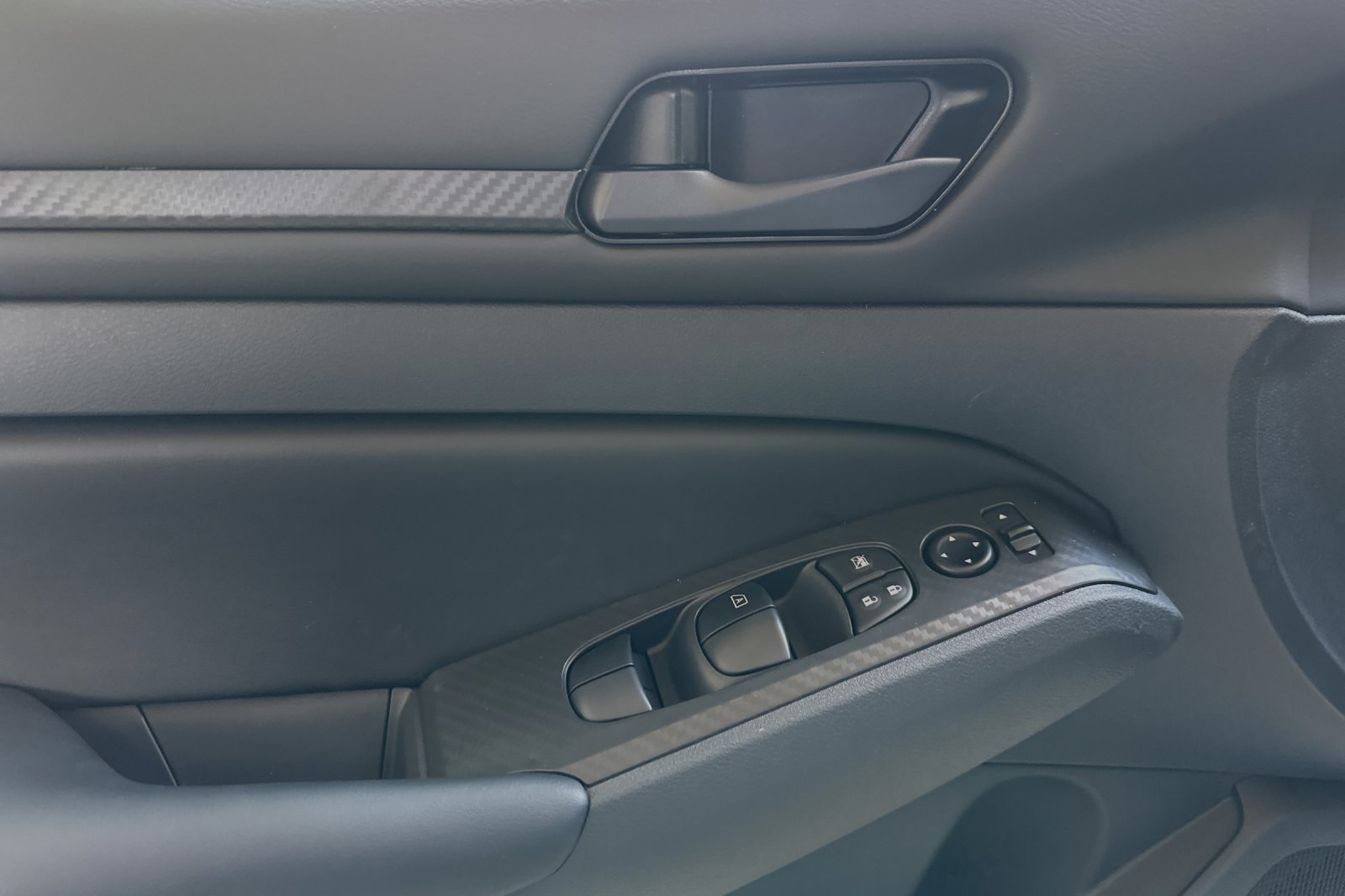 2025 Nissan Altima S Image 14 of 21