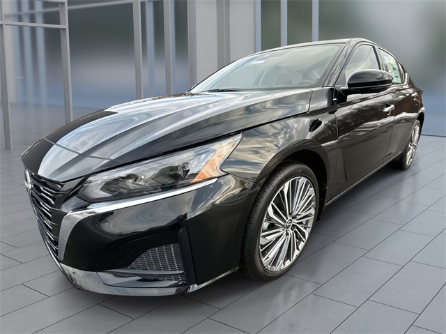 Vehicle image 1 of 26
