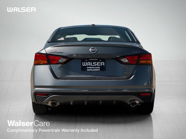 2025 Nissan Altima SL Image 3 of 24