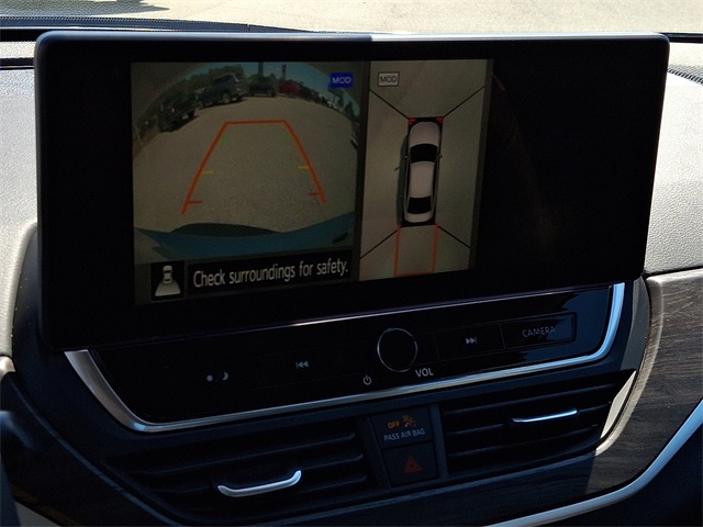 2025 Nissan Altima SL Image 13 of 21