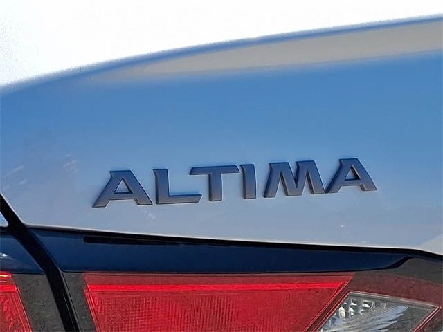 2025 Nissan Altima SL Image 20 of 21