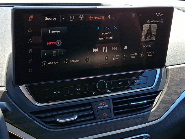 2025 Nissan Altima SL Image 11 of 21