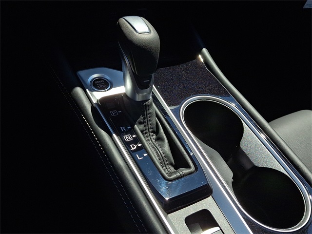 2025 Nissan Altima SL Image 14 of 21