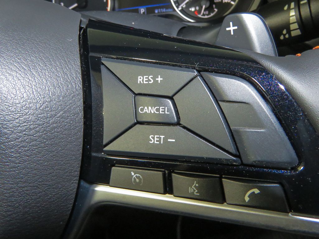 2025 Nissan Altima SR Image 25 of 31