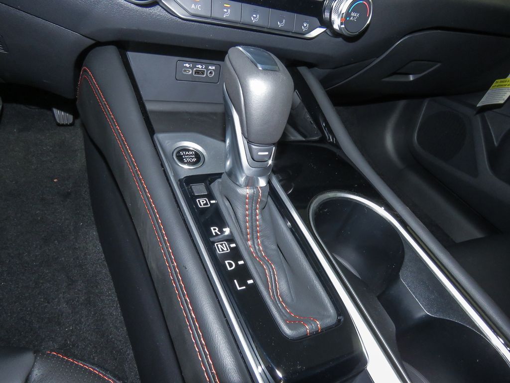 2025 Nissan Altima SR Image 24 of 31