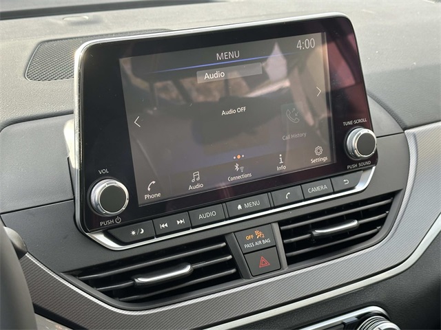 Vehicle image 7 of 18