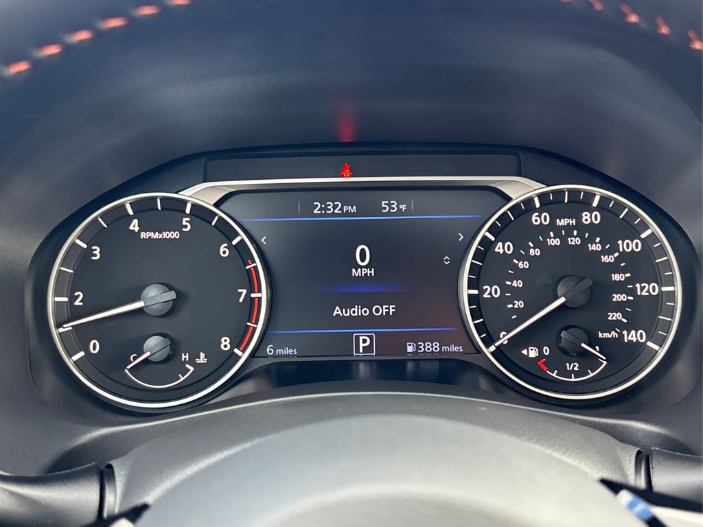 2025 Nissan Altima SR Image 18 of 38