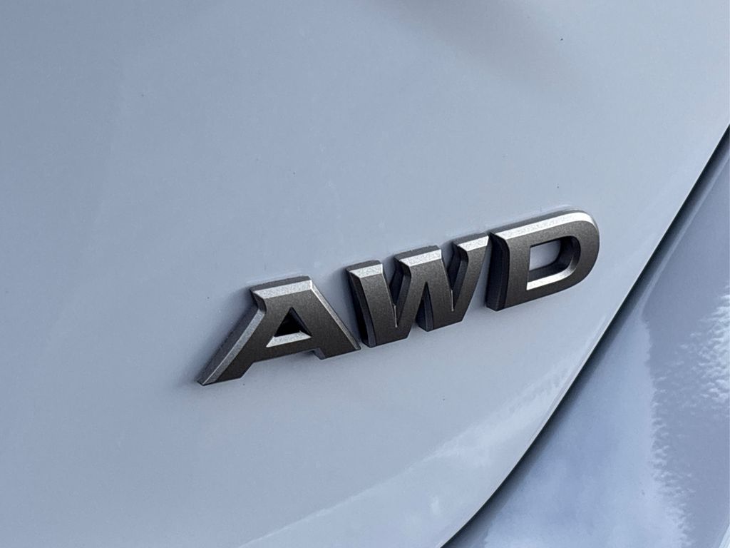 2025 Nissan Altima SR Image 29 of 38