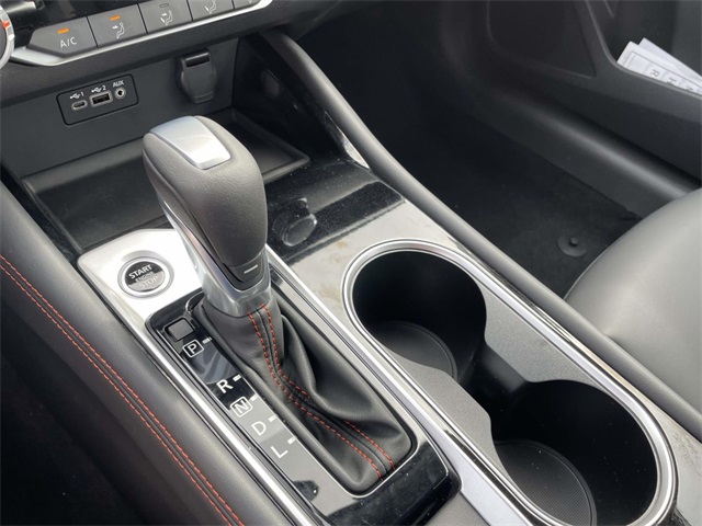 2025 Nissan Altima SR Image 18 of 30