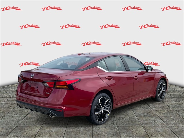 2025 Nissan Altima SR Image 5 of 30