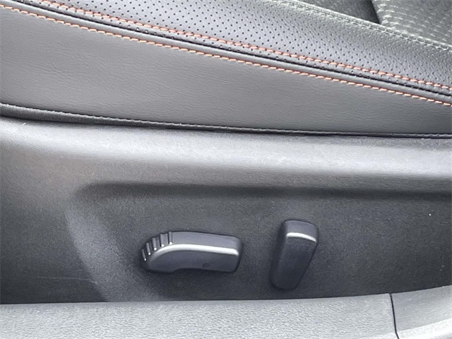 2025 Nissan Altima SR Image 21 of 30