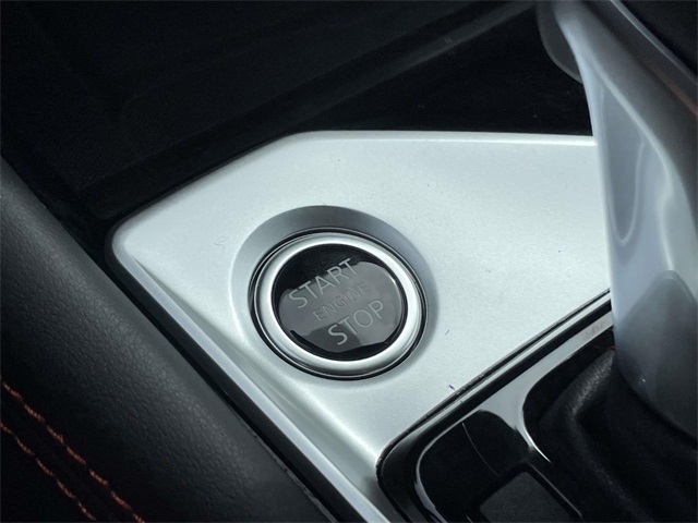 2025 Nissan Altima SR Image 28 of 30