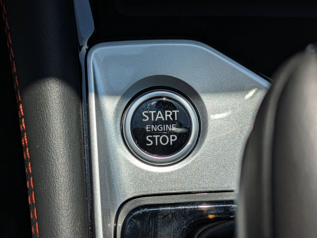 2025 Nissan Altima SR Image 25 of 27