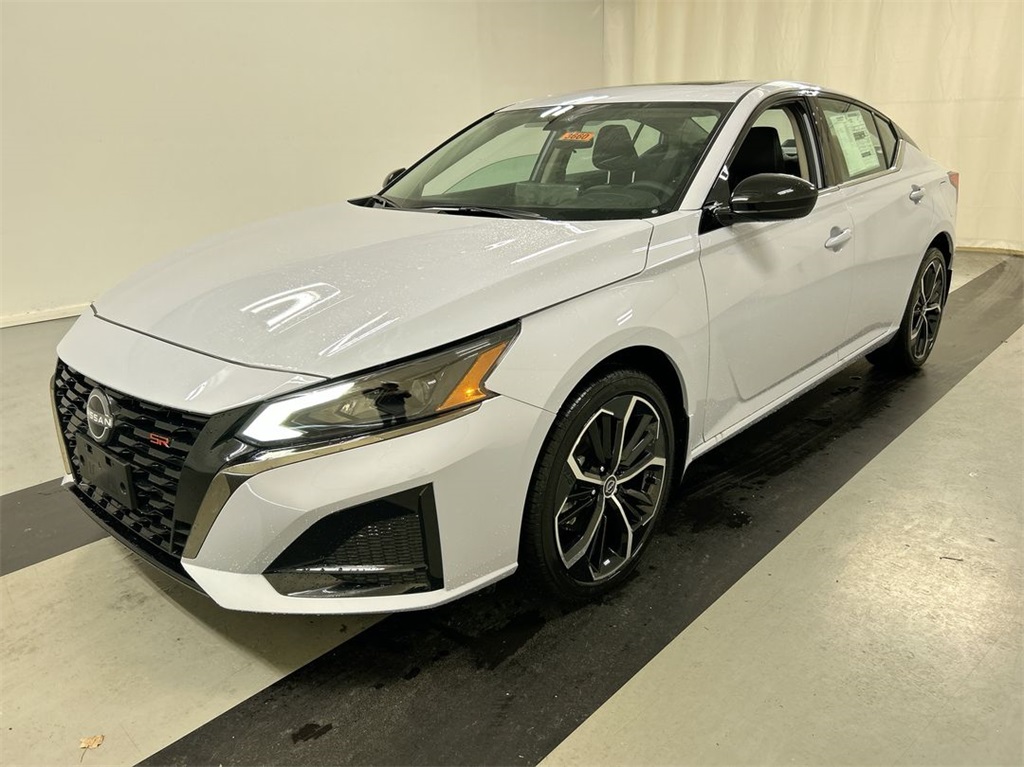 Vehicle image 1 of 24