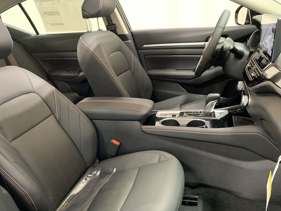 Vehicle image 24 of 24