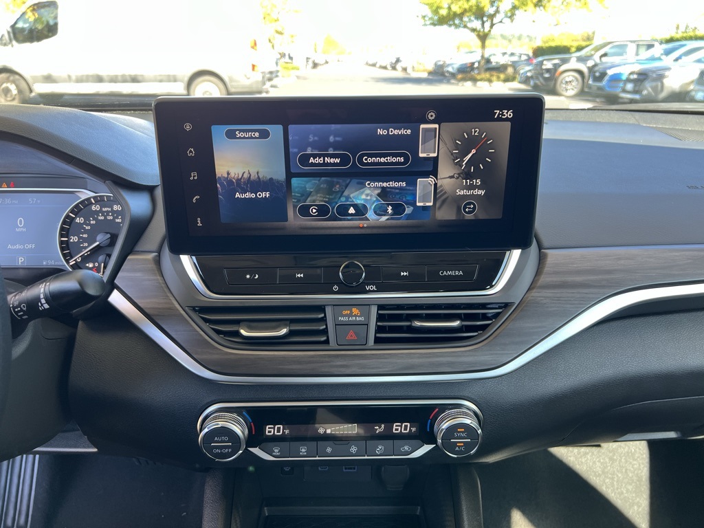 2025 Nissan Altima SV Image 16 of 24