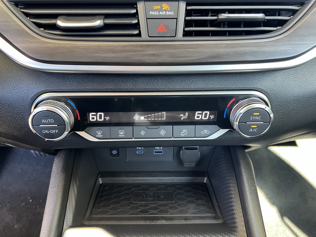 2025 Nissan Altima SV Image 24 of 24