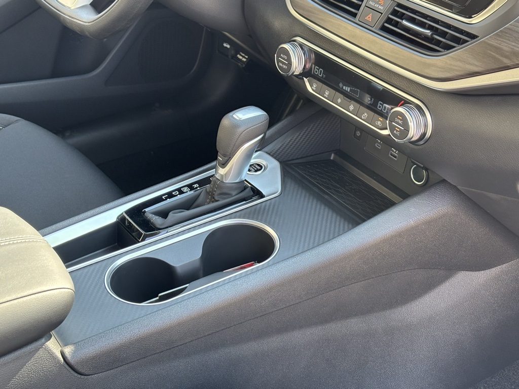 2025 Nissan Altima SV Image 22 of 30