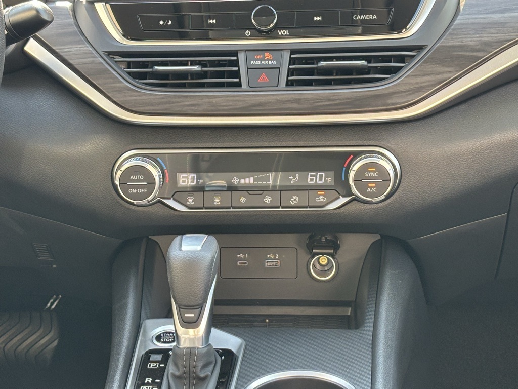 2025 Nissan Altima SV Image 24 of 30