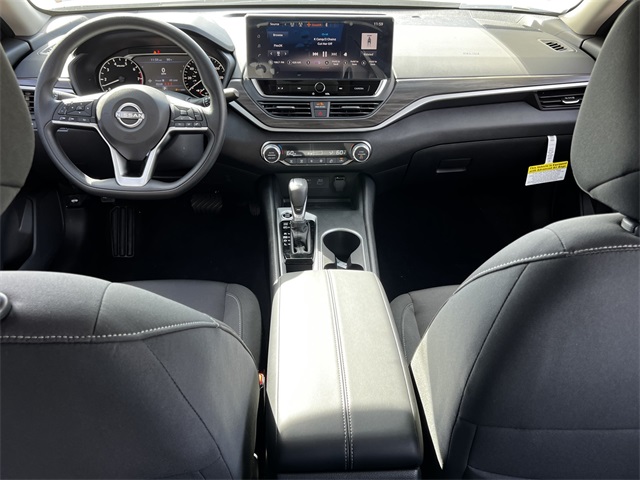 Vehicle image 23 of 29